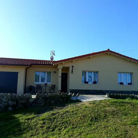 El Sauce De Amalia * Celorio (Llanes)